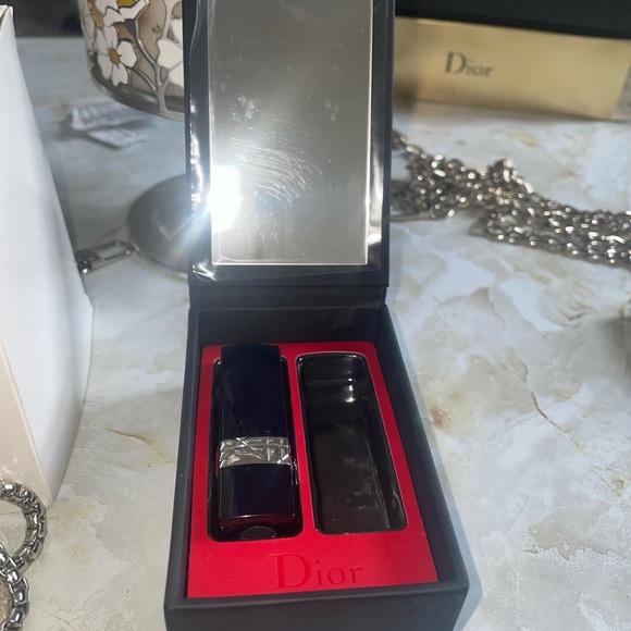 🆕 Dior Cosmetic Case to Crossbody, and also comes with Dior lipstick - Picture 11 of 16